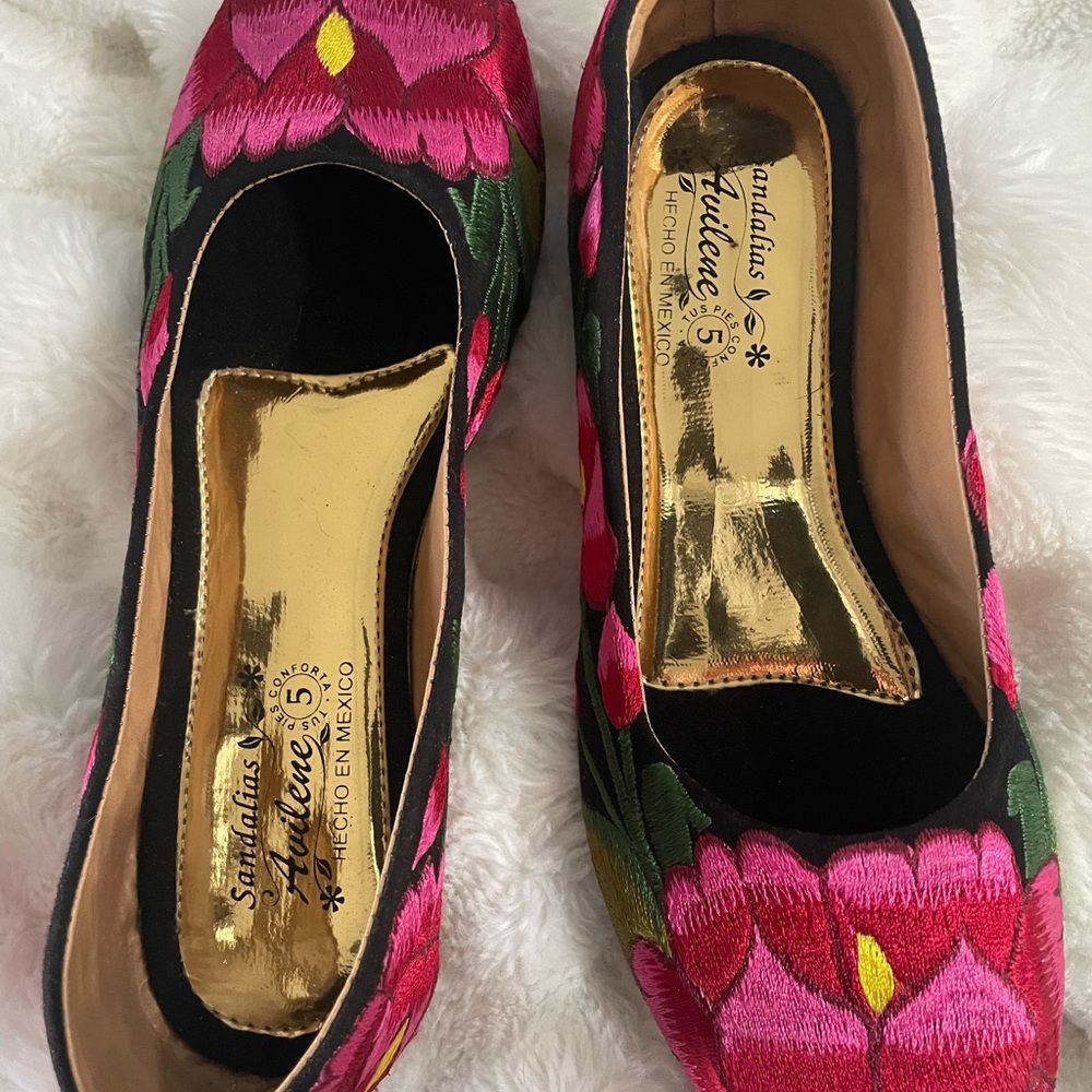 Women's Pink Floral Shoes